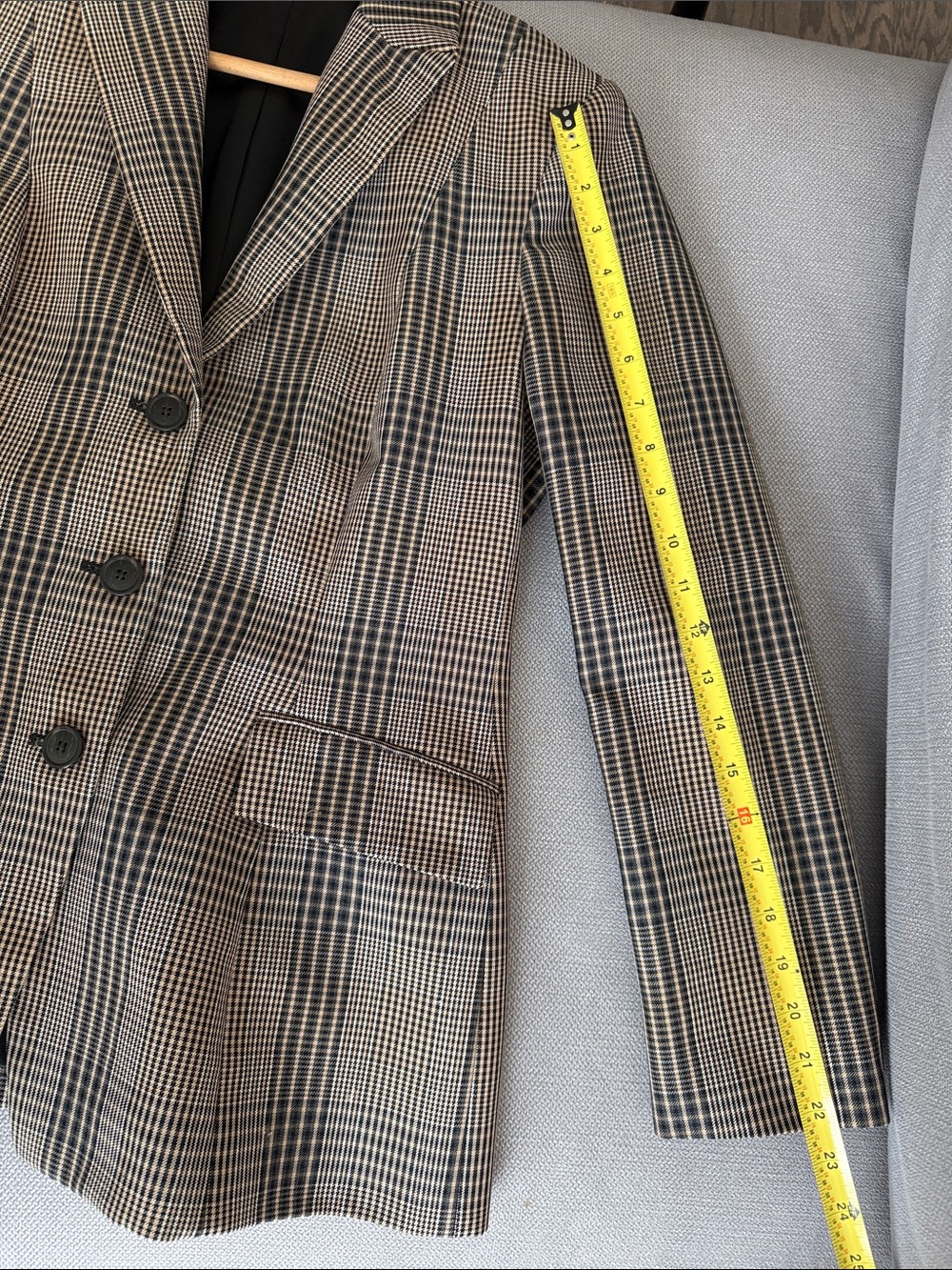 Theory Plaid Blazer Size 12 - Picture 11 of 13